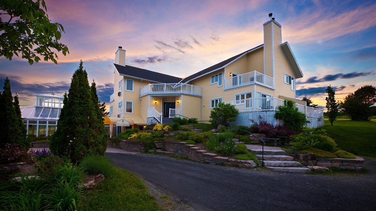 Auberge West Brome Bagian luar foto