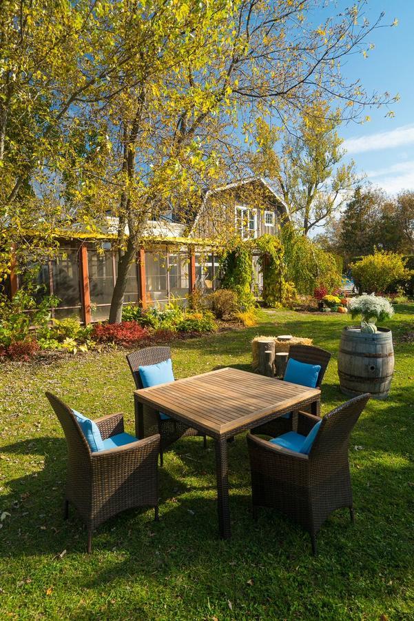 Auberge West Brome Bagian luar foto